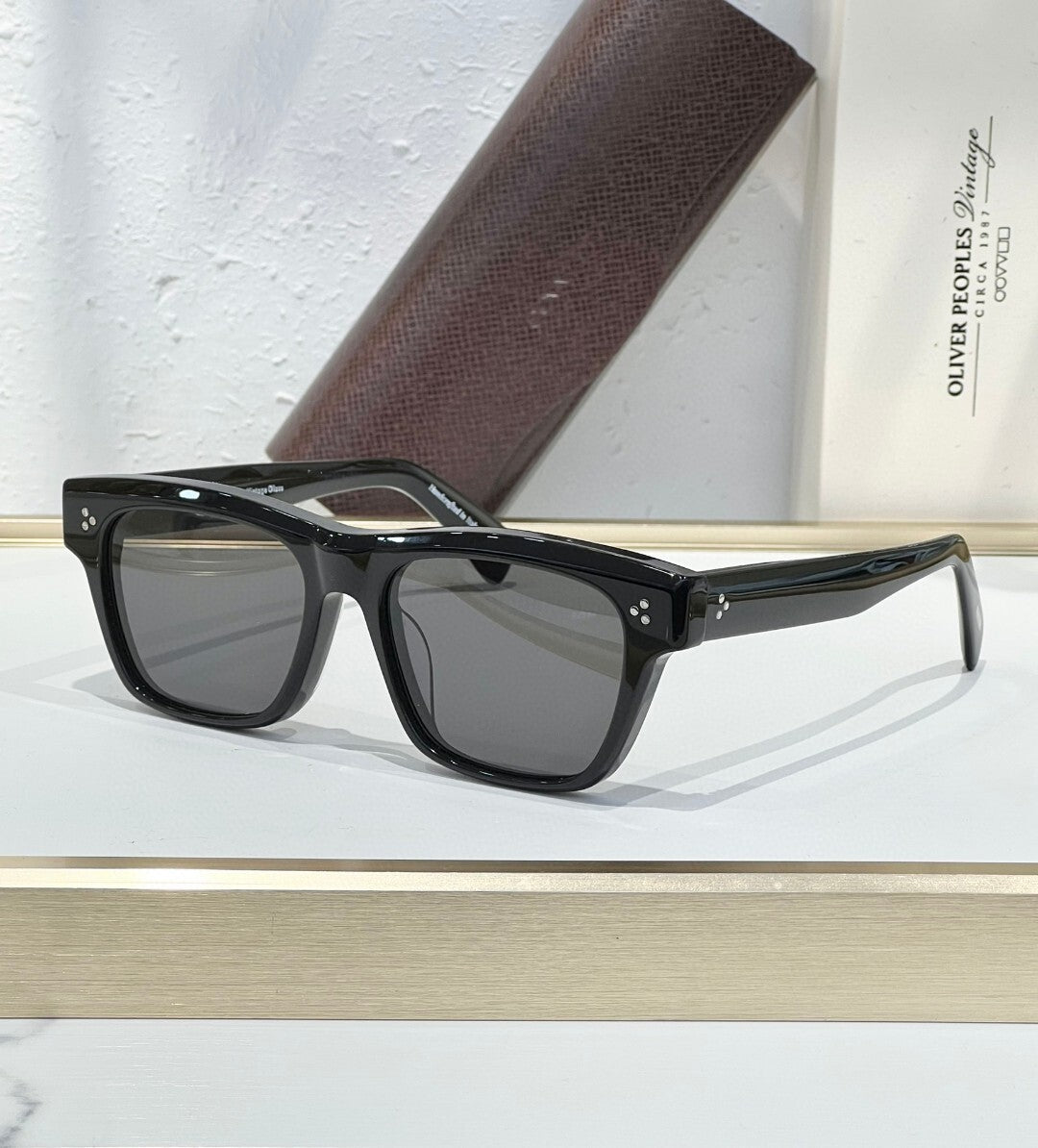 Oliver Peoples 2025