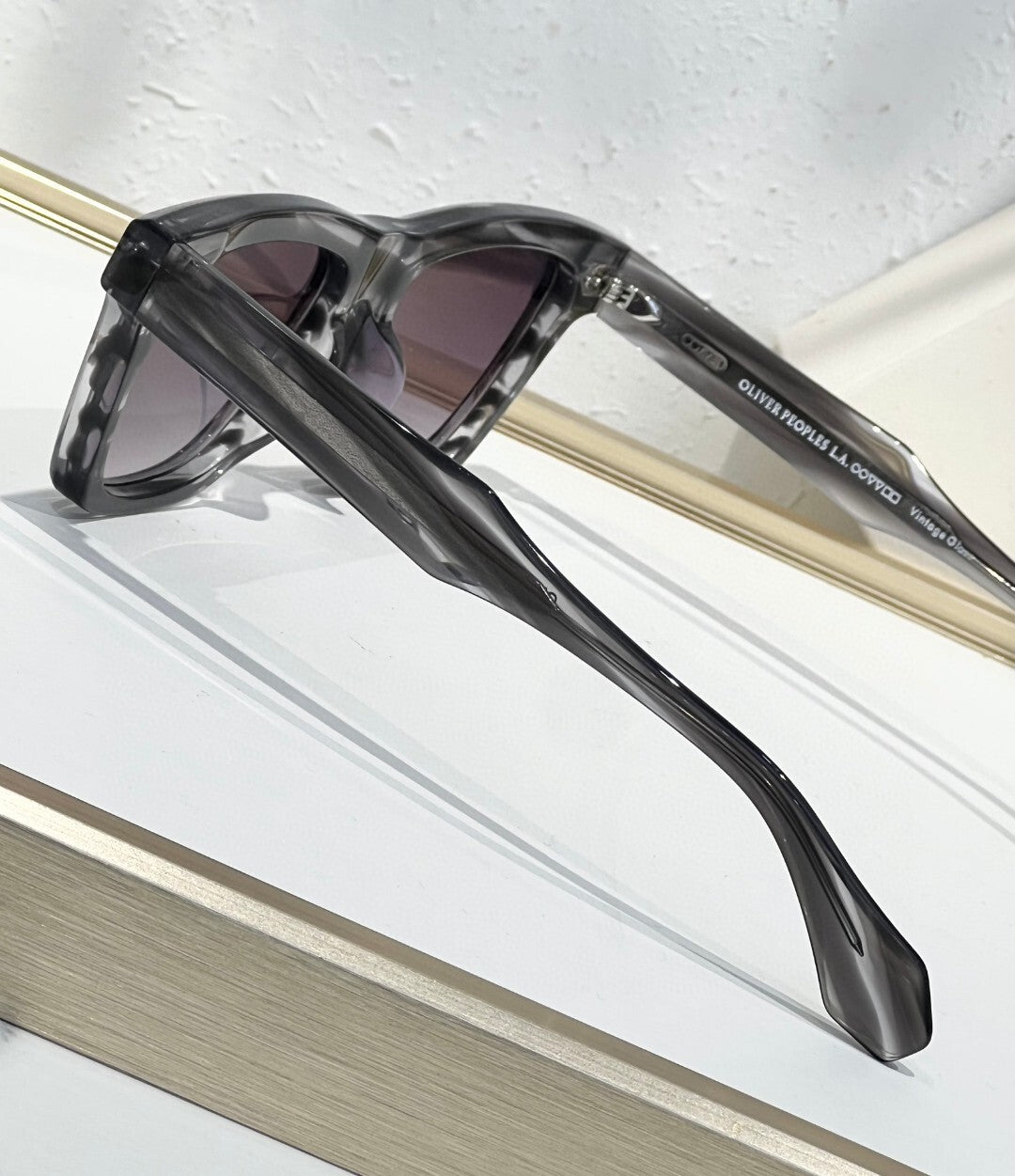 Oliver Peoples 2025