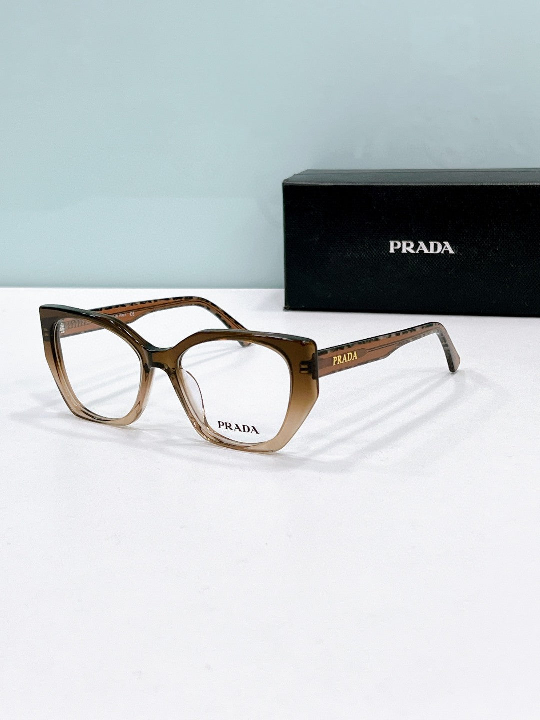Prada  2025