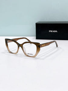 Prada  2025