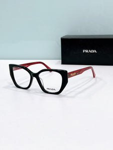 Prada  2025