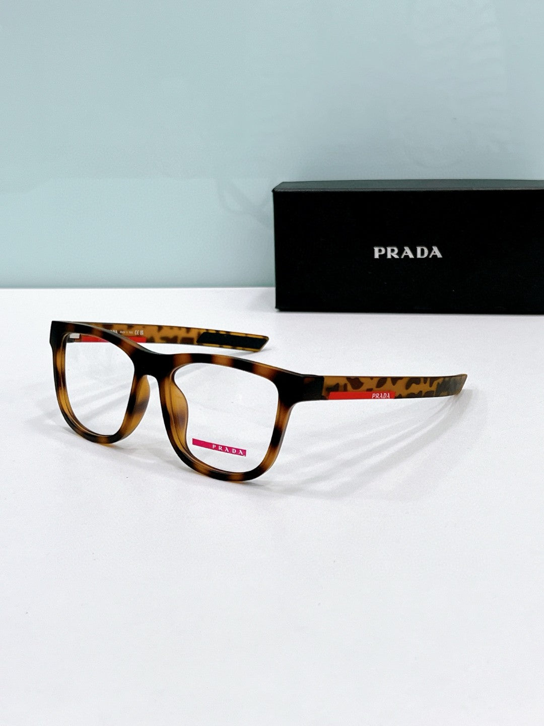 Prada  2025