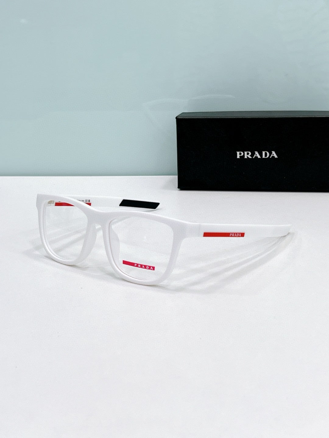 Prada  2025