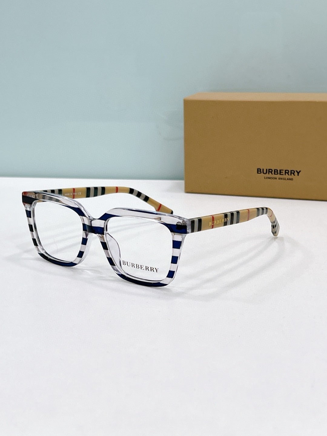Burberry 2025