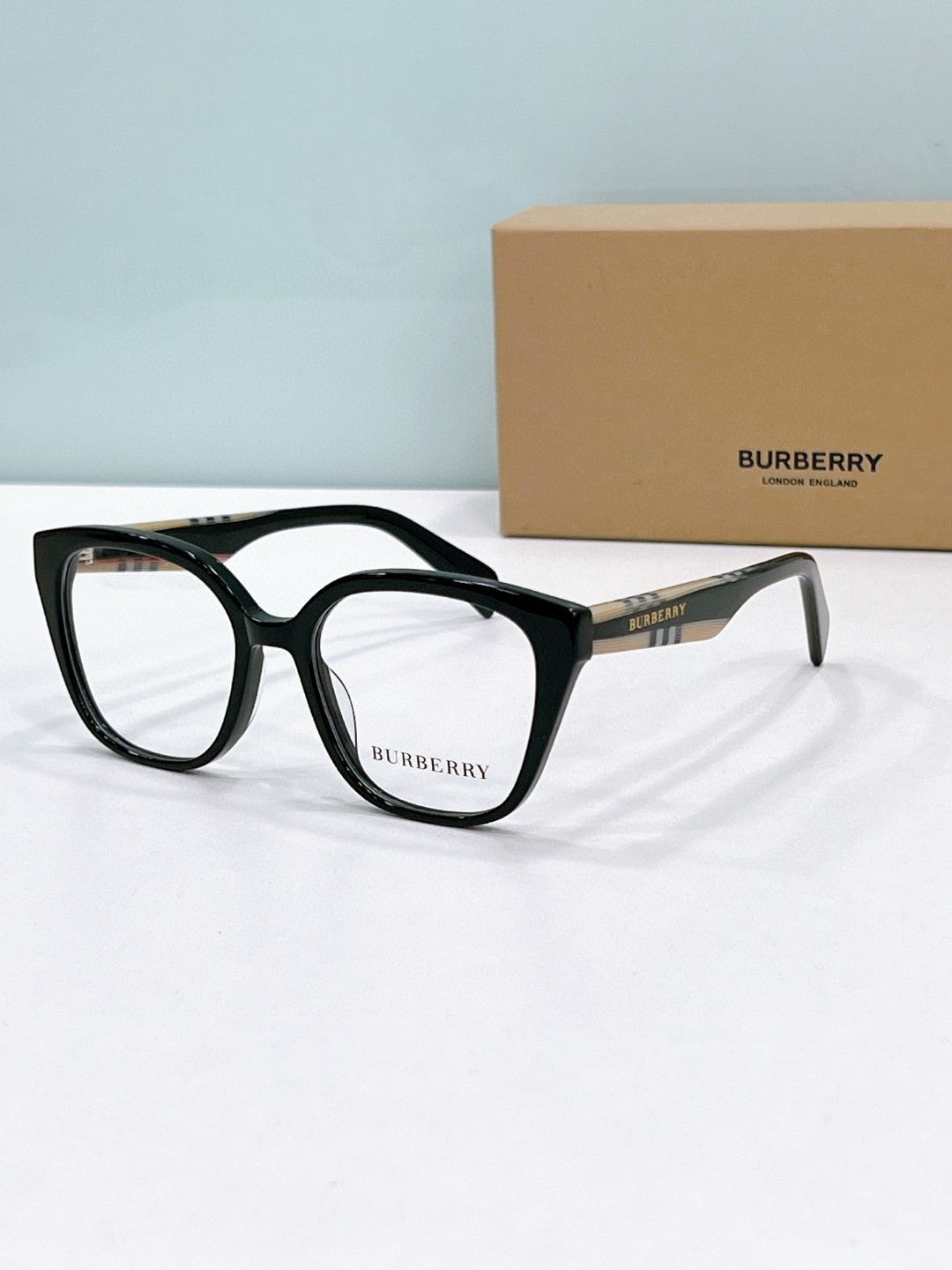 Burberry 2025