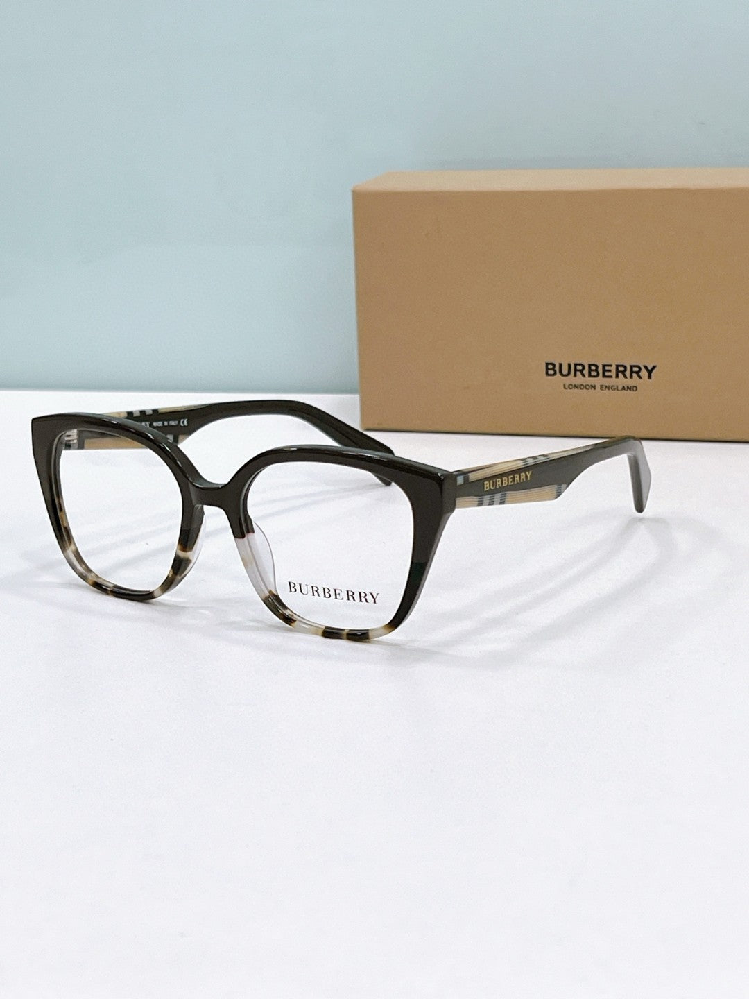 Burberry 2025