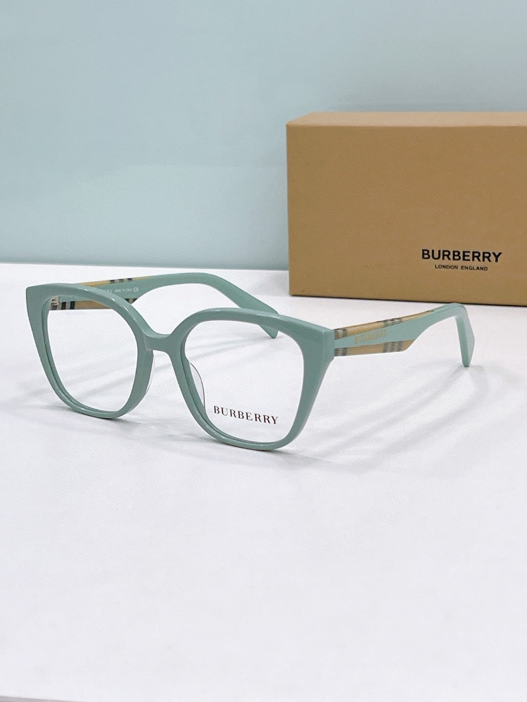 Burberry 2025