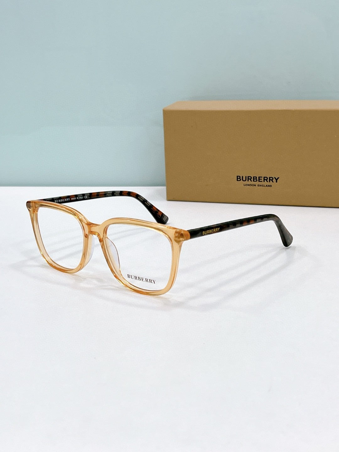 Burberry 2025