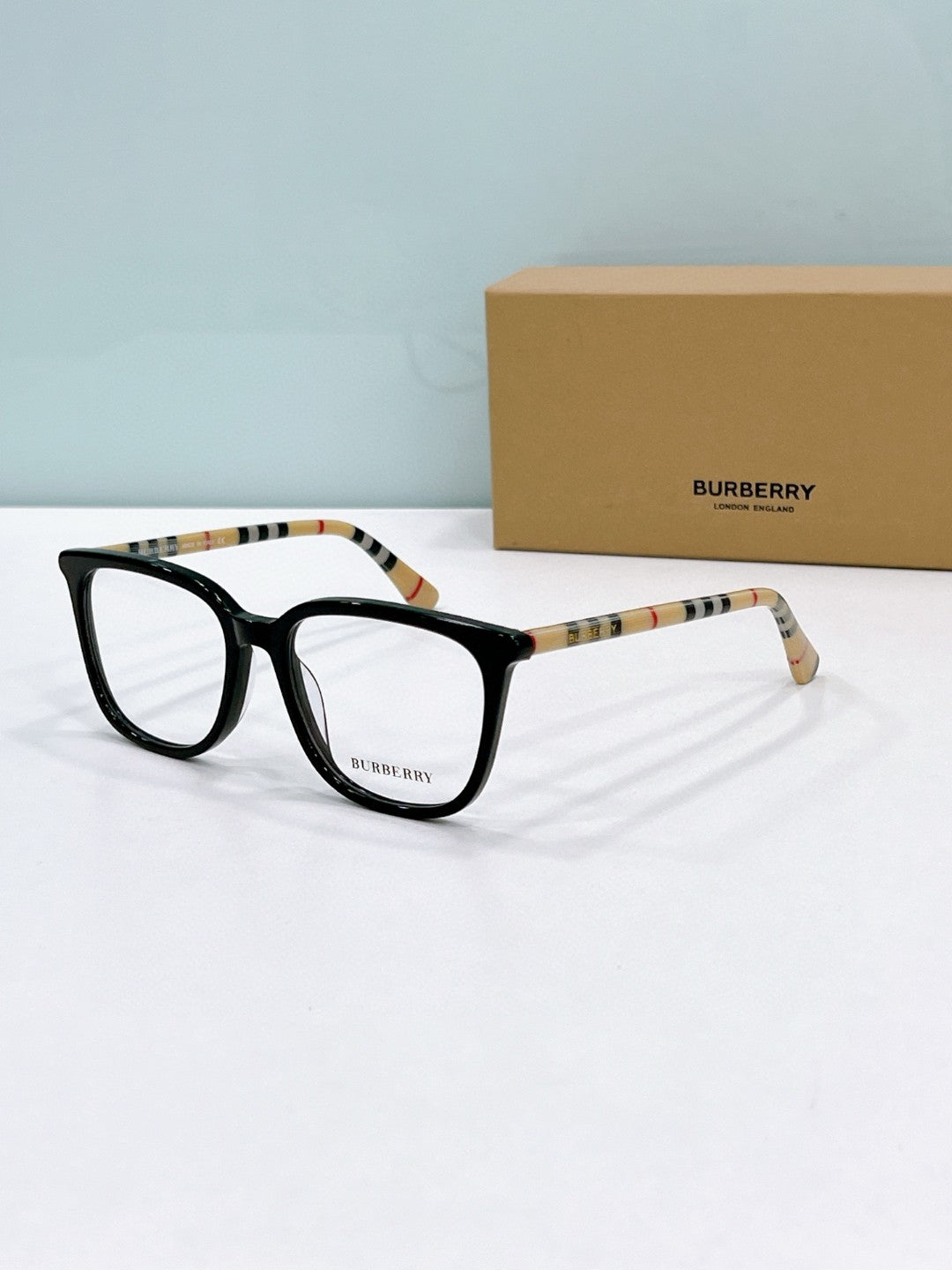Burberry 2025