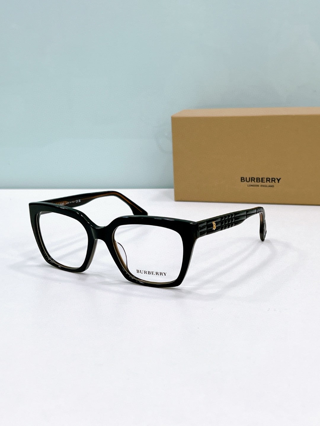 Burberry 2025