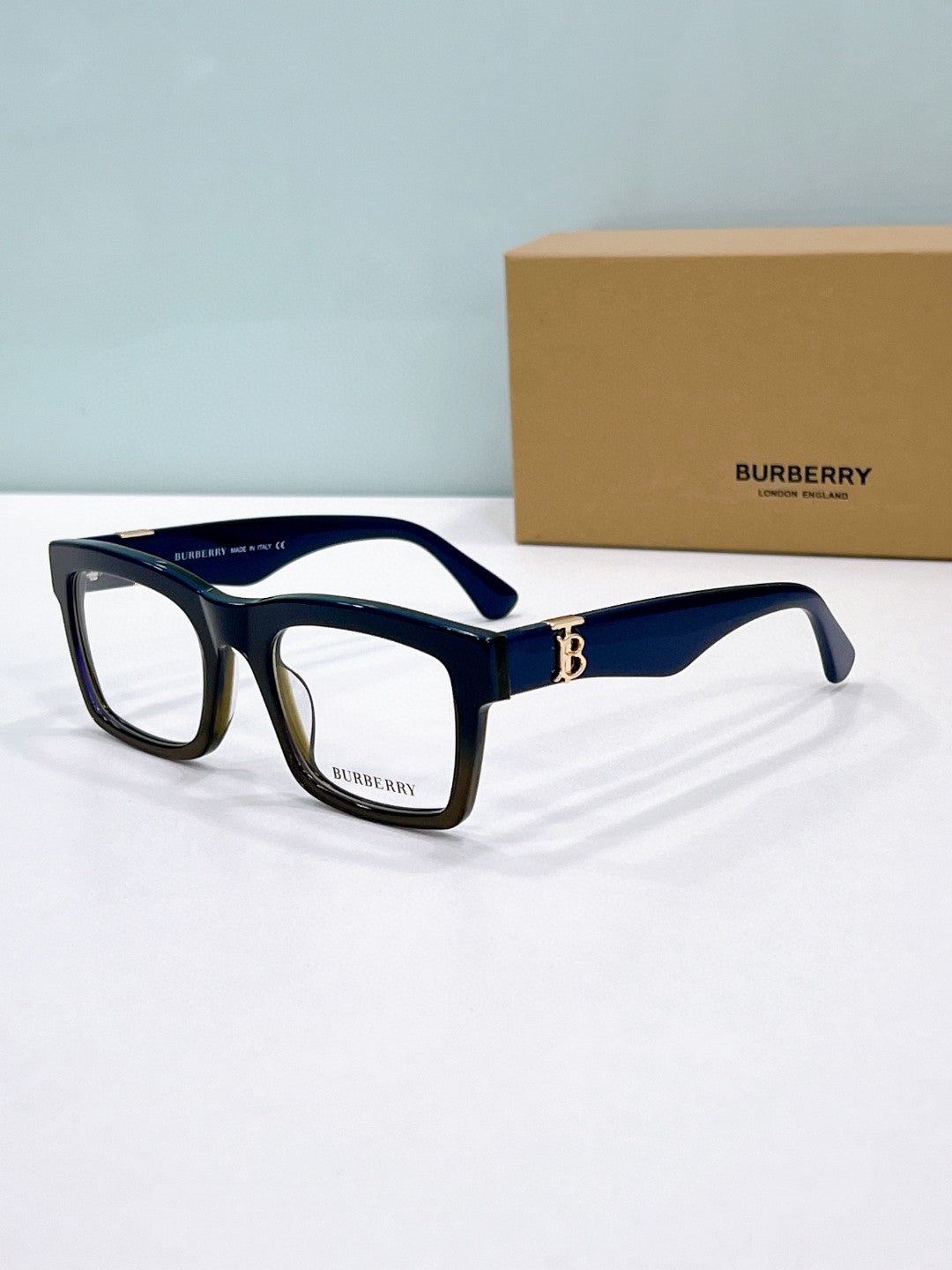Burberry 2025