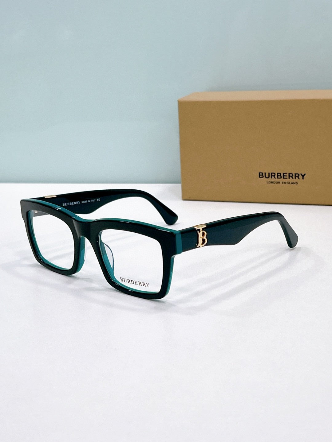 Burberry 2025