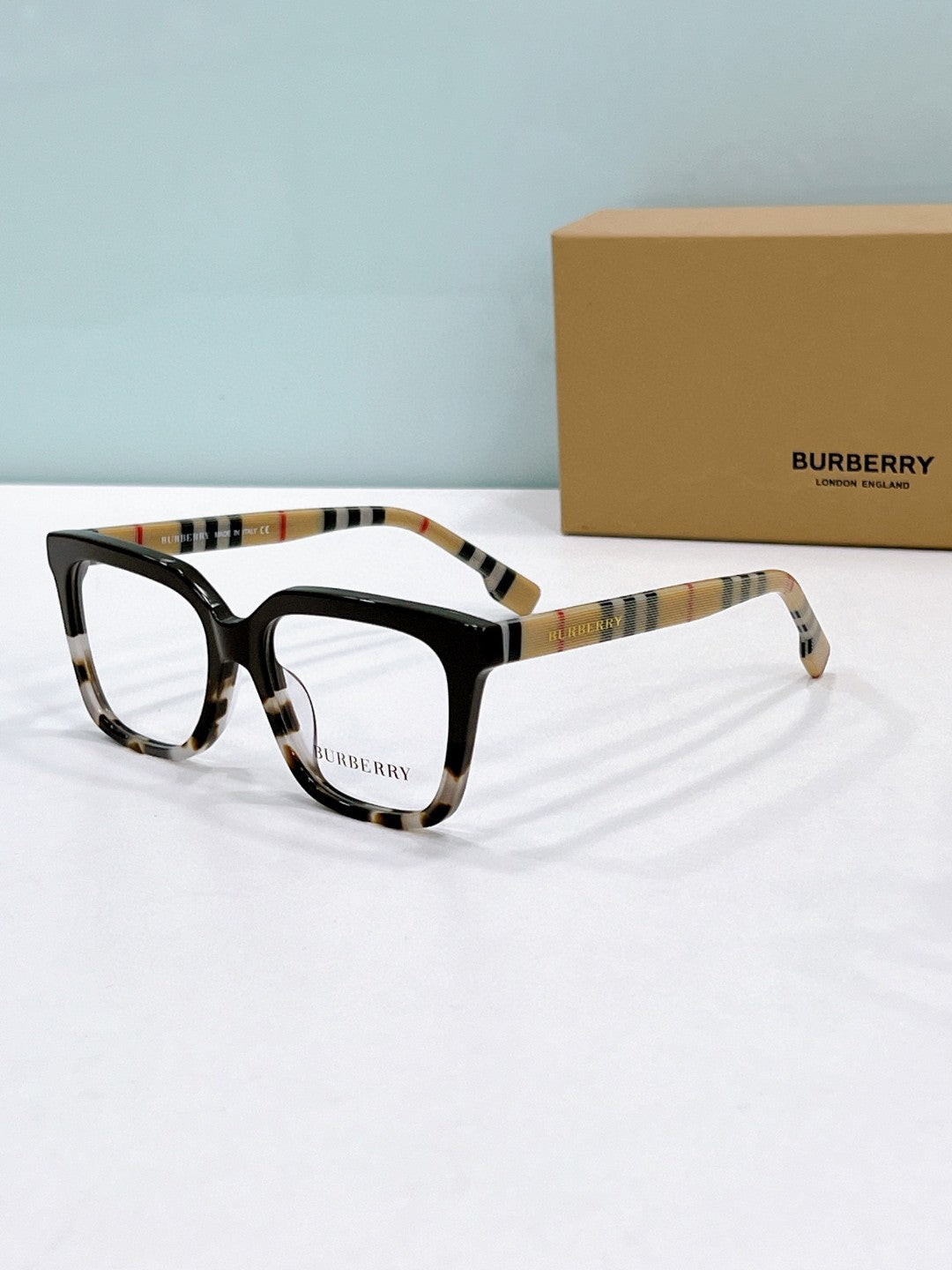 Burberry 2025