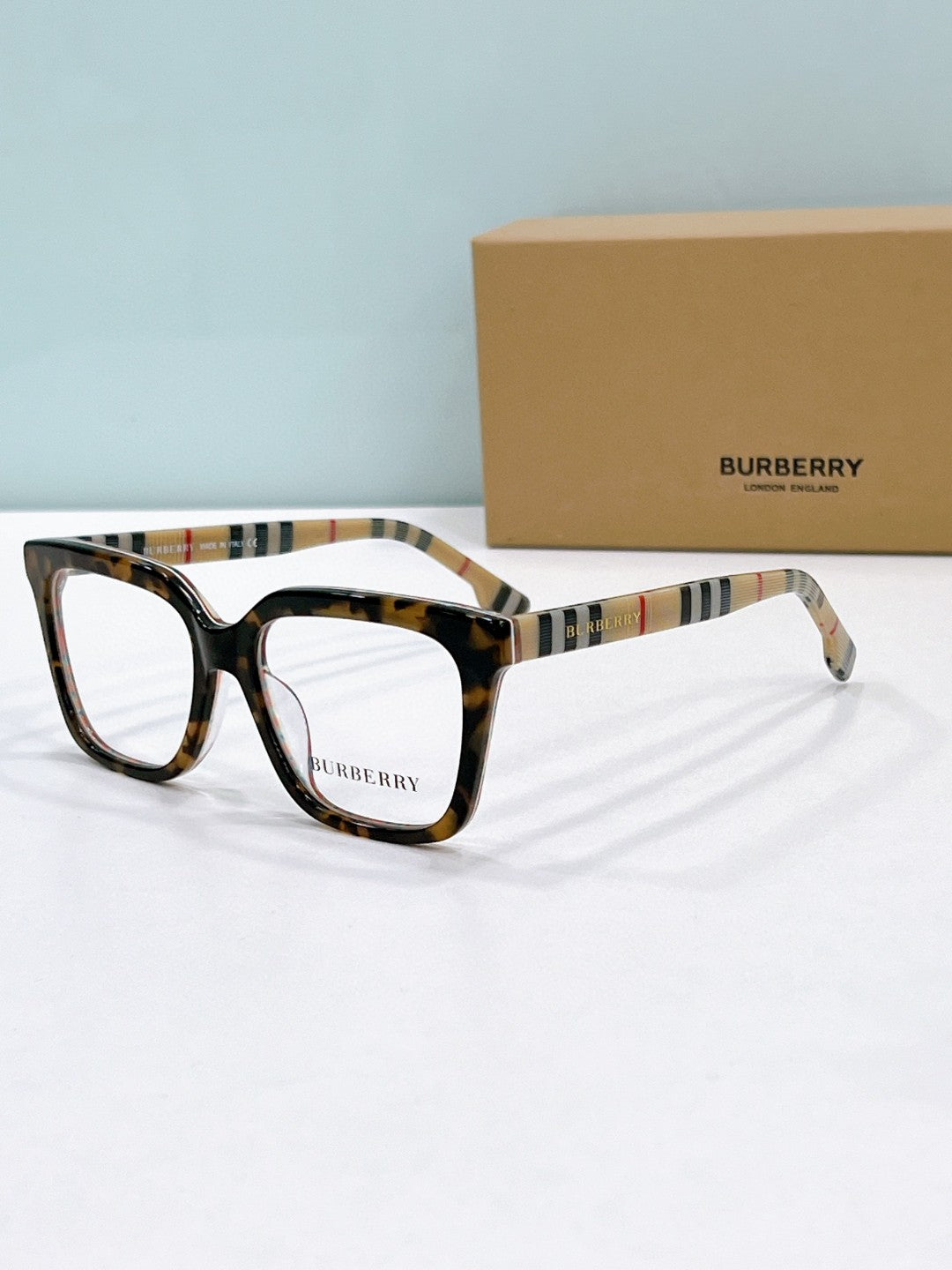 Burberry 2025