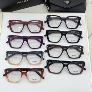 Prada  2025