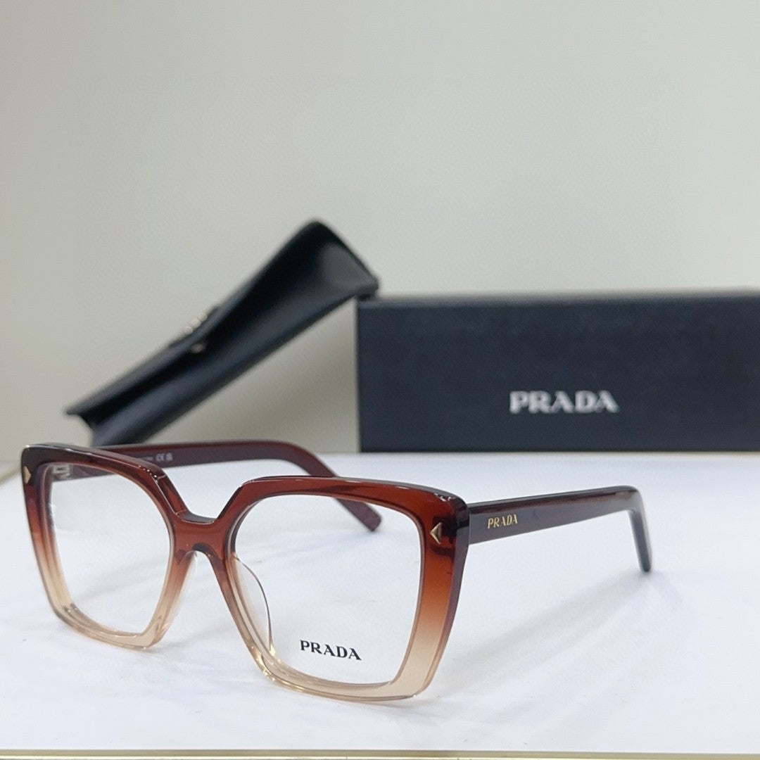 Prada  2025