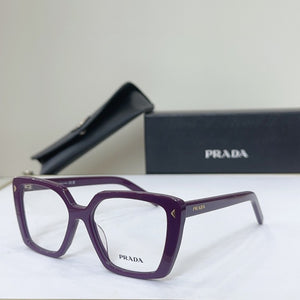 Prada  2025