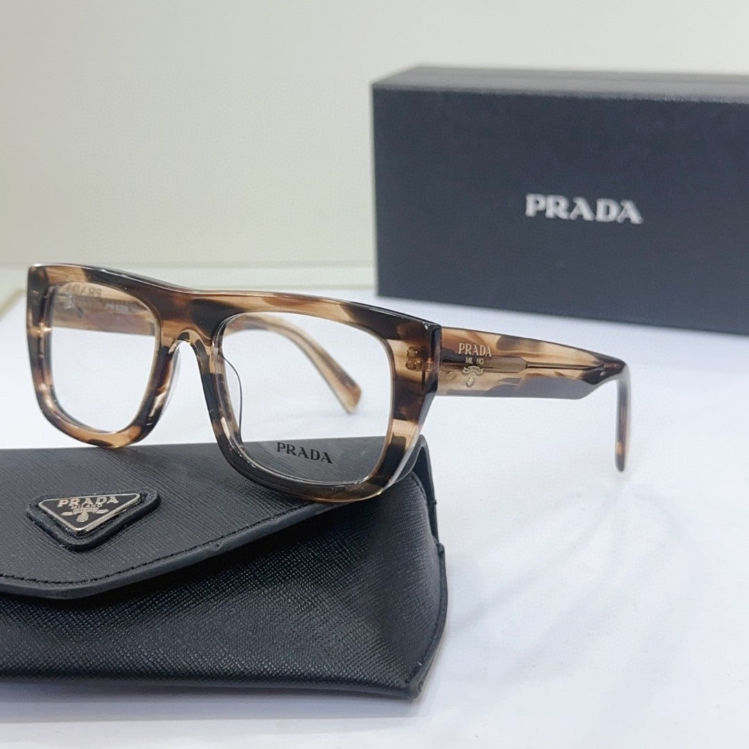 Prada  2025