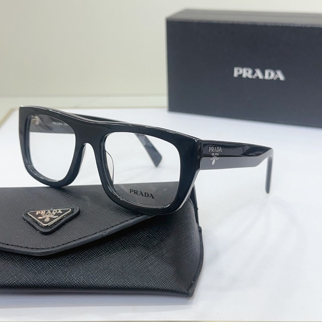 Prada  2025