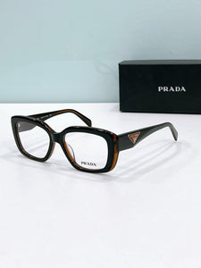Prada  2025