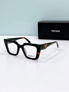 Prada  2025