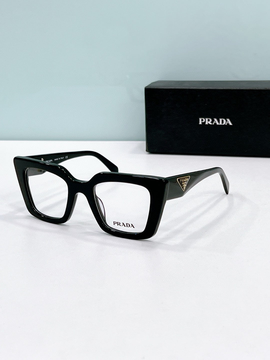 Prada  2025
