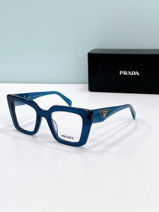 Prada  2025