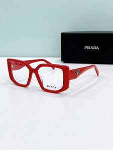 Prada  2025