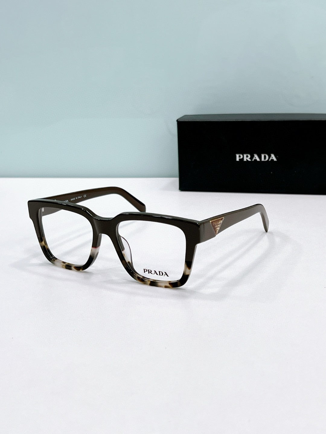 Prada  2025