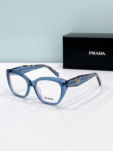 Prada  2025