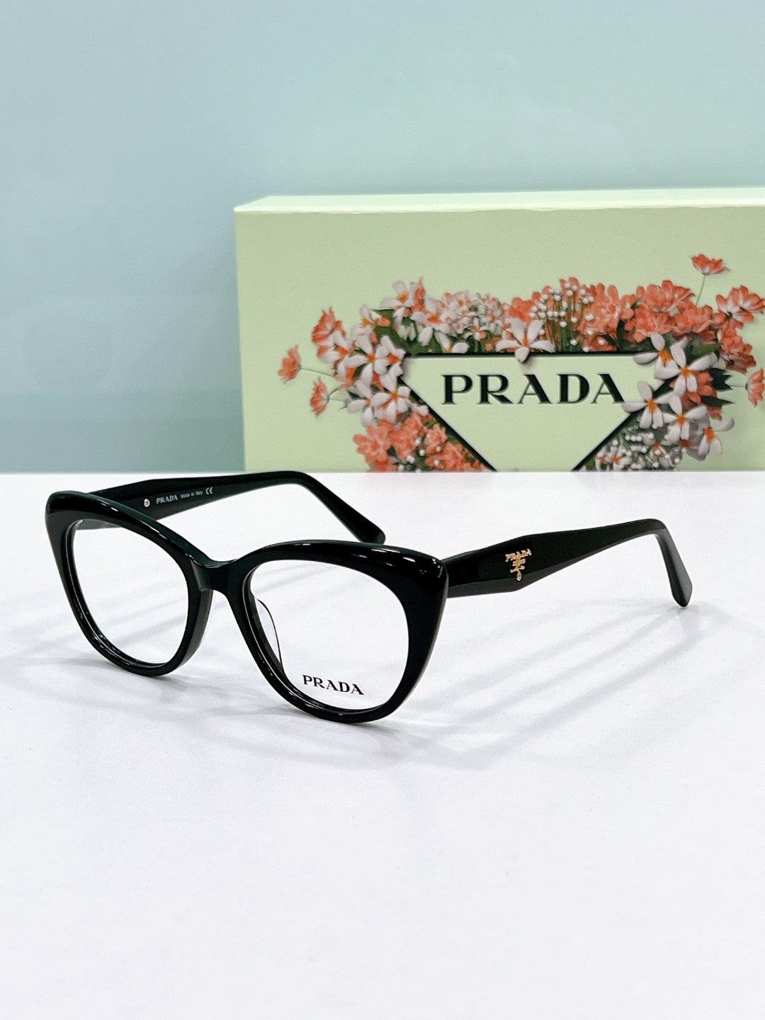 Prada  2025