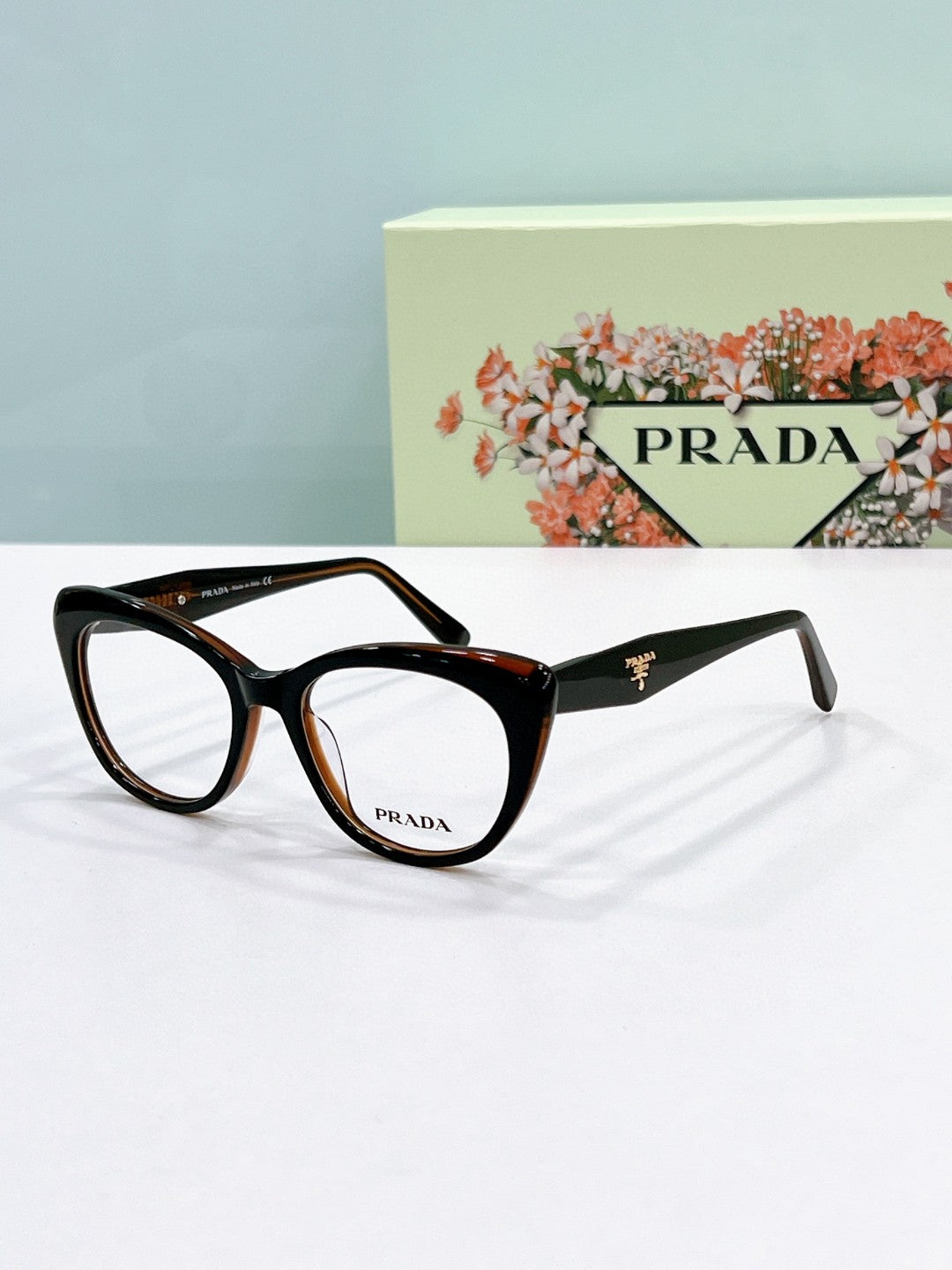 Prada  2025