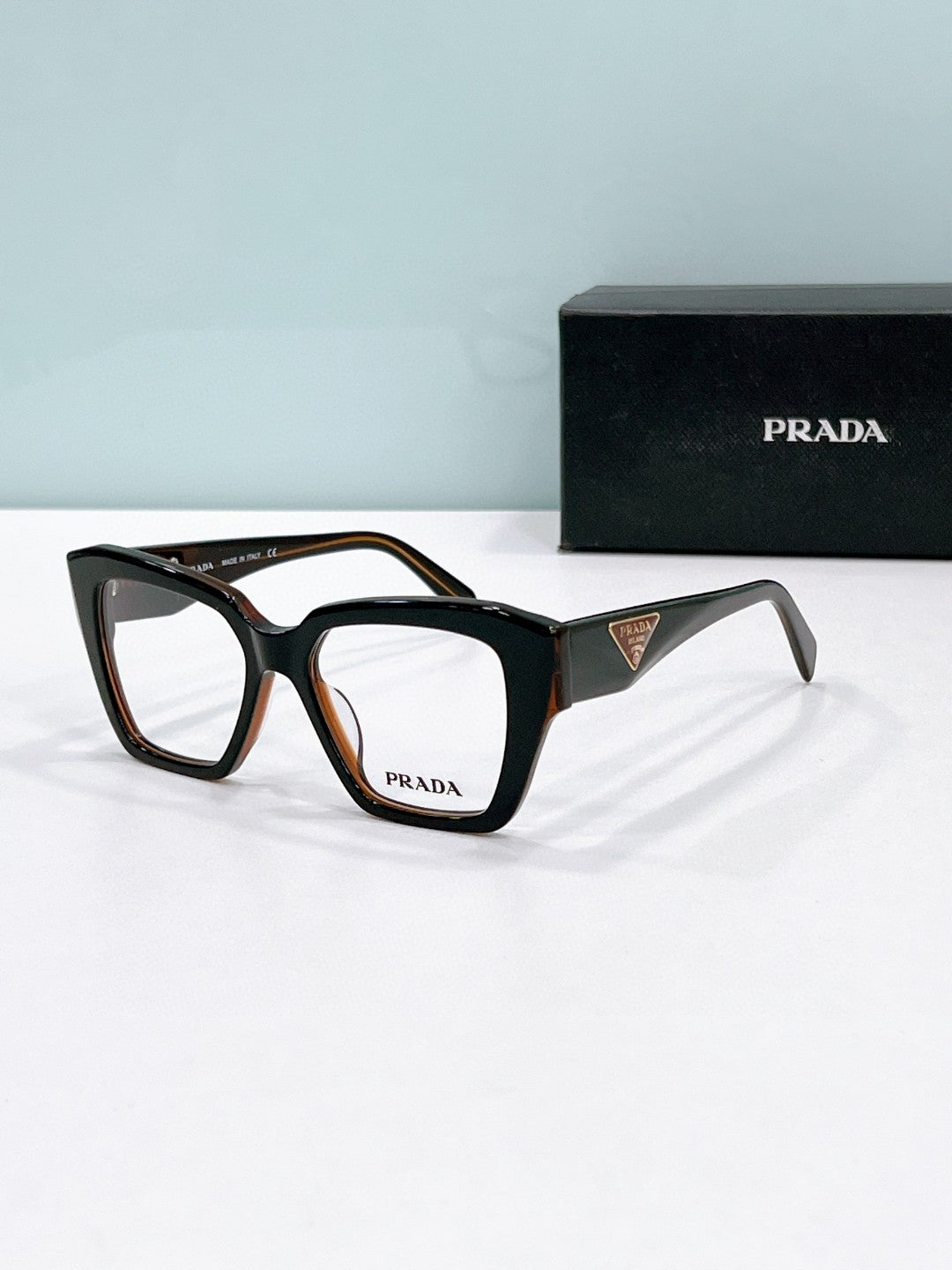 Prada  2025