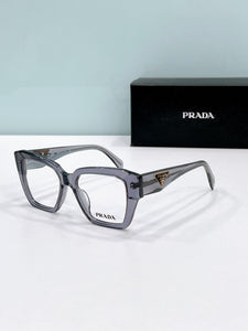 Prada  2025
