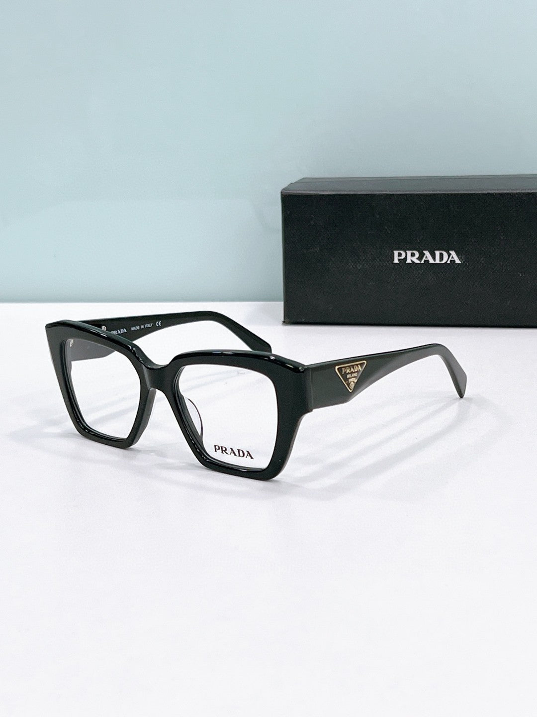 Prada  2025