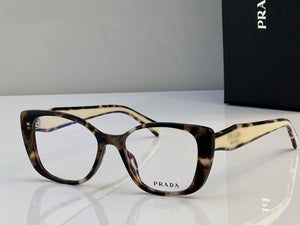 Prada  2025