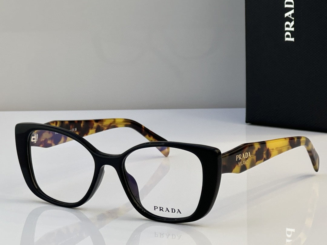 Prada  2025
