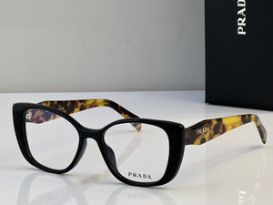 Prada  2025