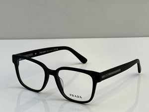 Prada  2025