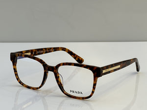 Prada  2025