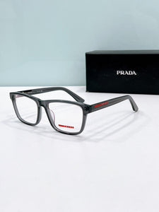 Prada  2025