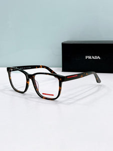 Prada  2025