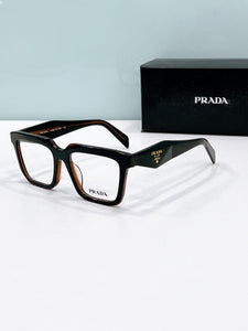 Prada  2025
