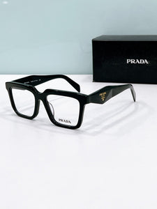 Prada  2025