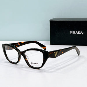 Prada  2025