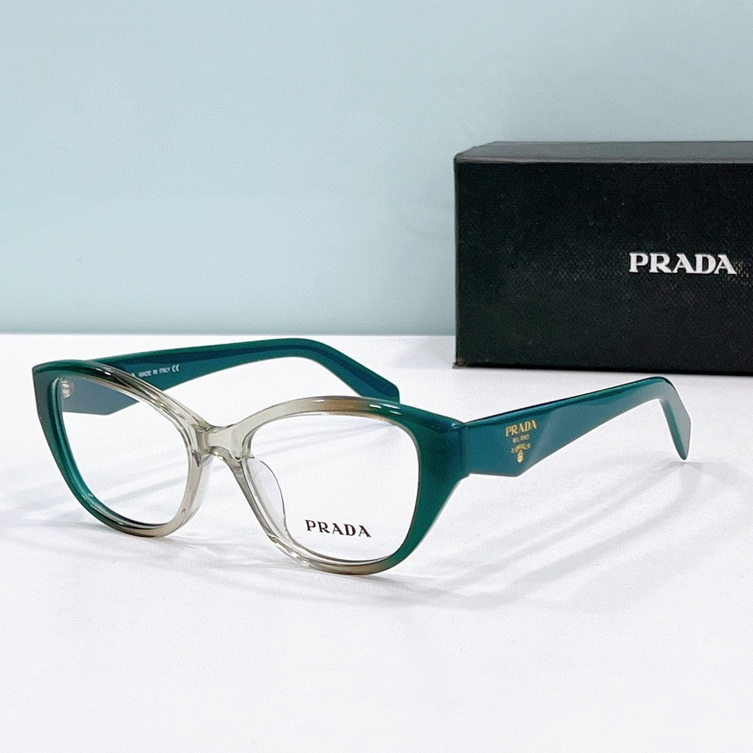 Prada  2025