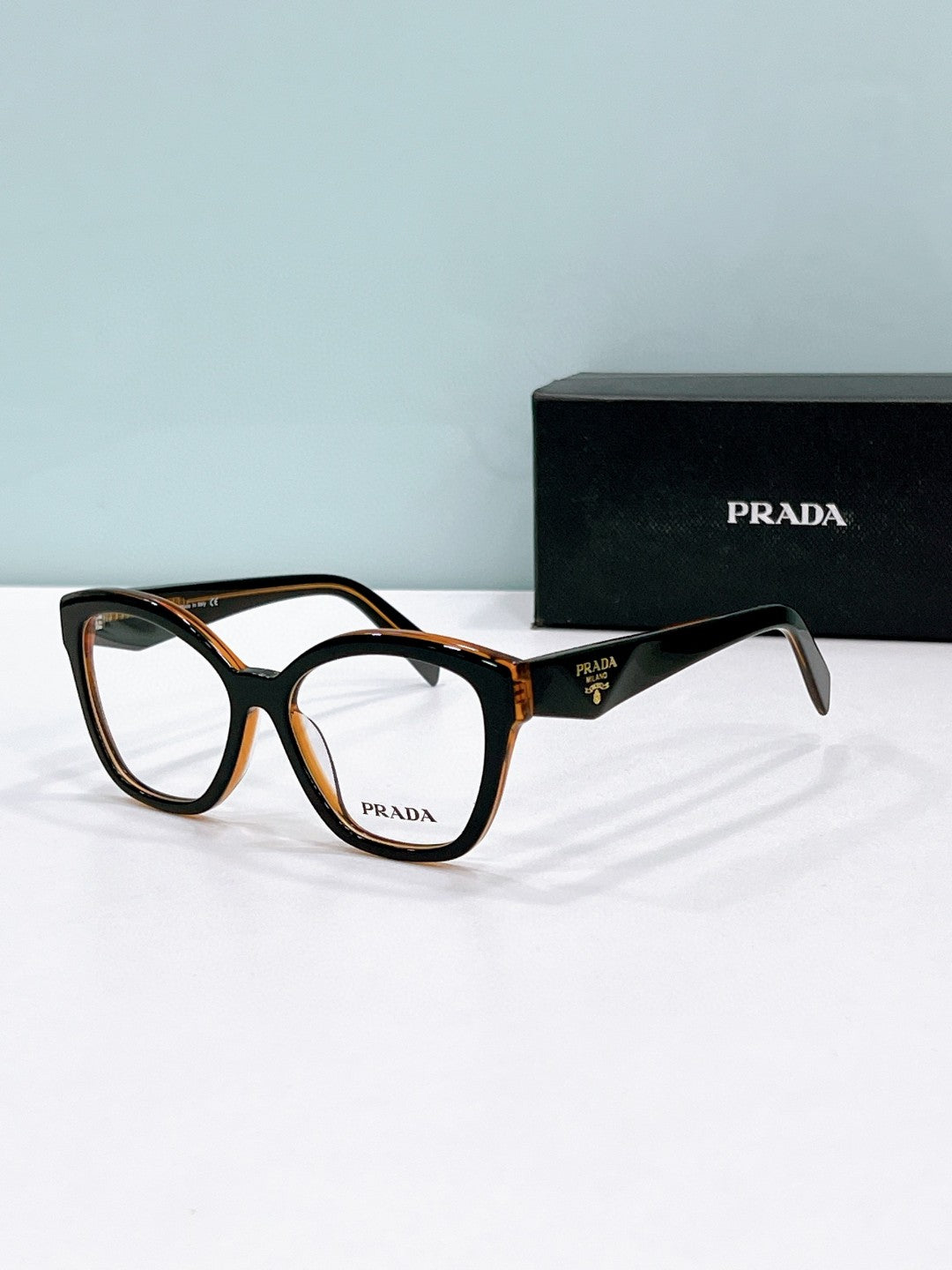 Prada  2025