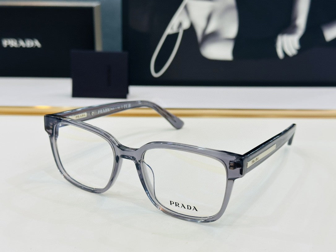 Prada  2025