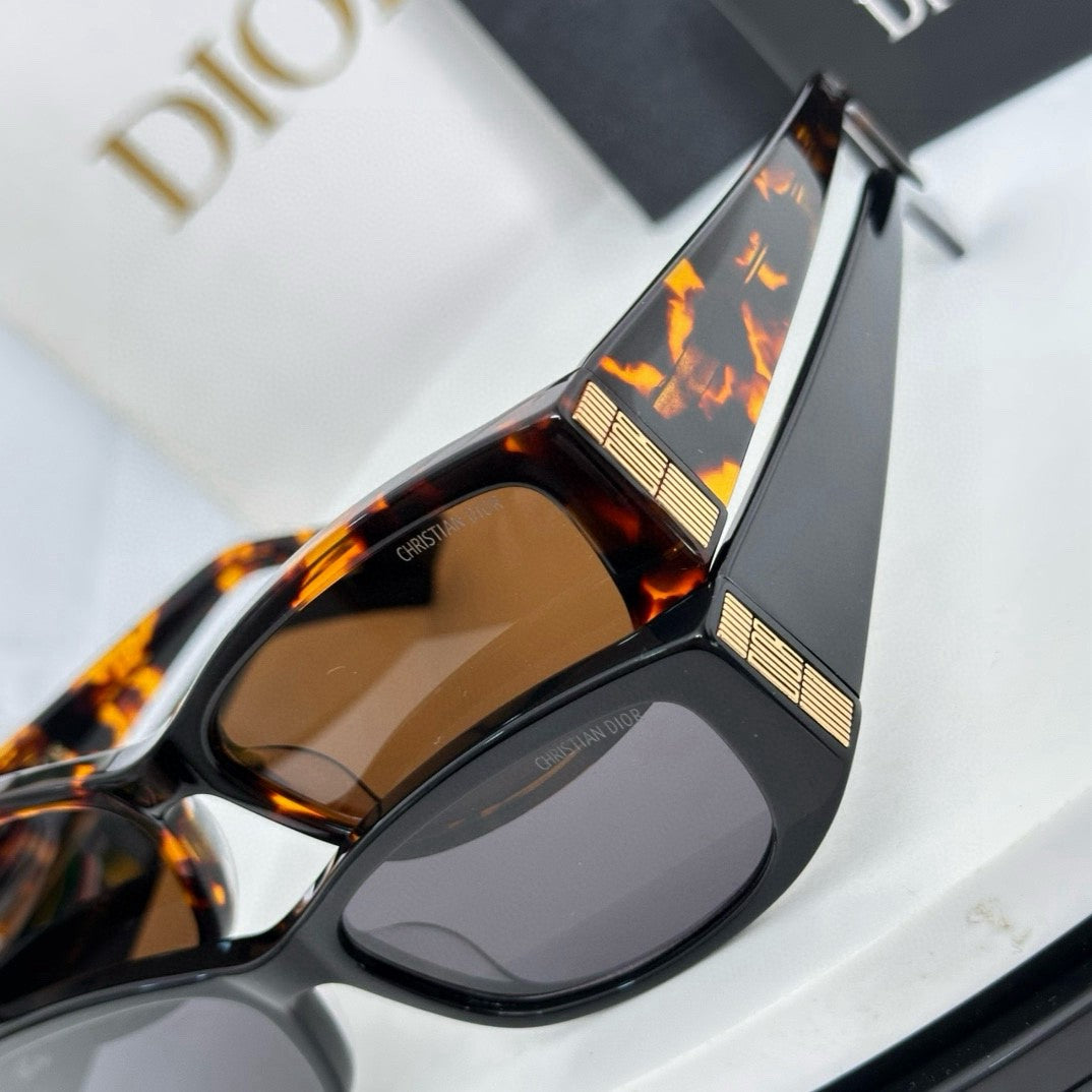 Dior 7-25
