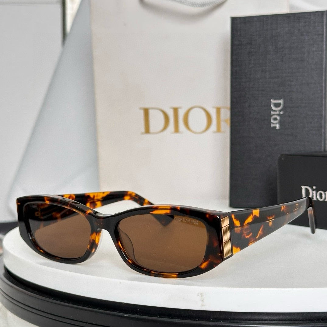 Dior 7-25
